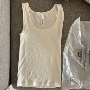 SKIMS ribbed tank!